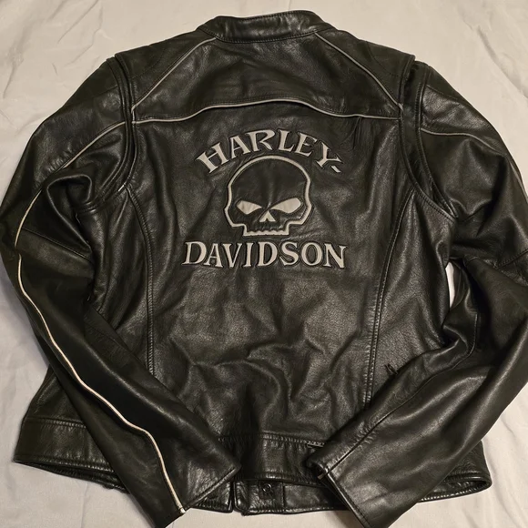 Women's Harley-Davidson Black Leather Jacket With Reflective Logos - Picture 2 of 12